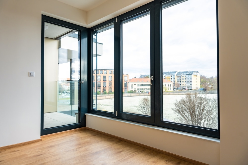fenêtres en aluminium avec 3 morceaux